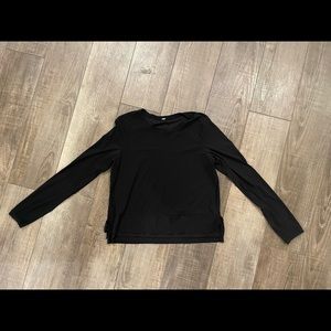 Lululemon black long sleeve with mesh (worn once-GREAT CONDITION)